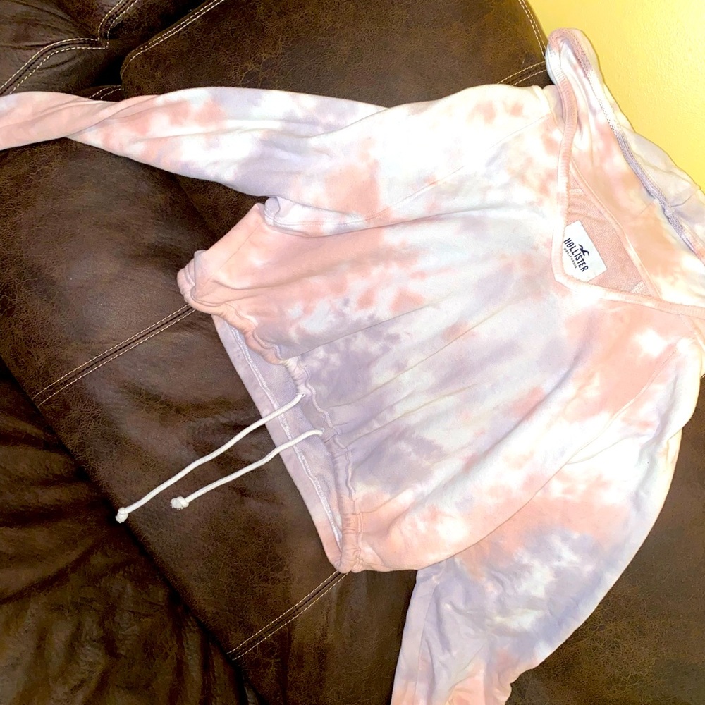 Hollister drawstring crop hoodie